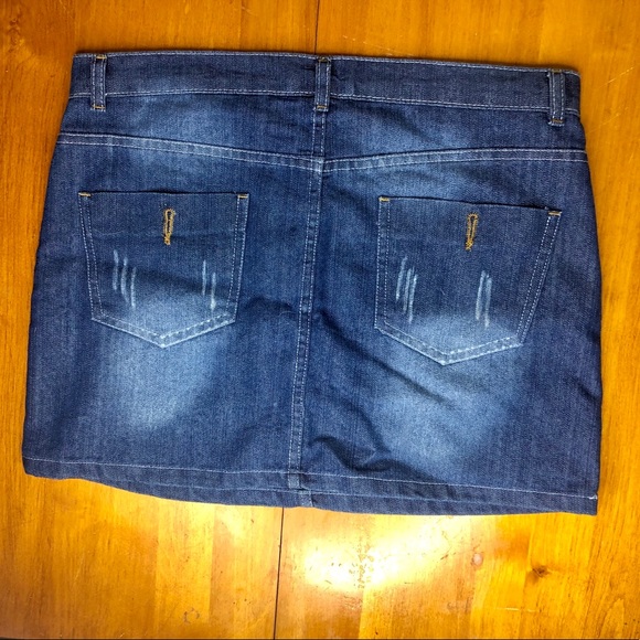 5Style Blue Distressed Faded Mini Skirt Size Large - Picture 3 of 4